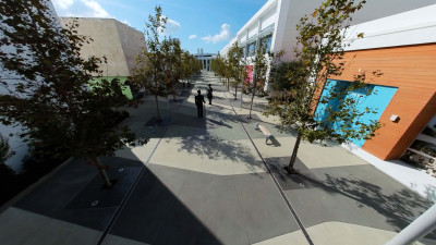 Hollywood_Park_Retail_19
